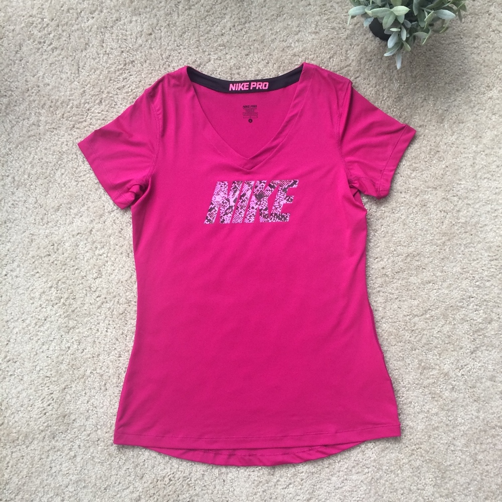 Women’s Hot Pink Nike Pro Snakeskin Graphic Workout / Gym Short Sleeve Tee